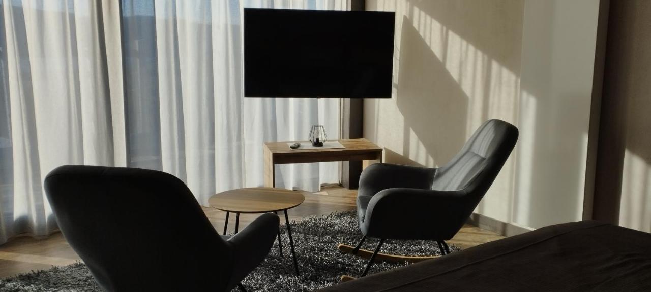 Jbx Resort Apartments Lipno リプノ・ナト・ヴルタヴォウ エクステリア 写真